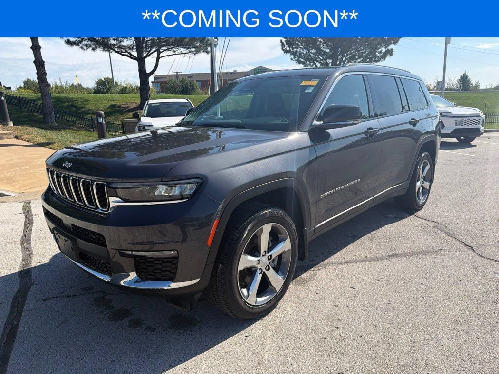 Used 2022 Jeep Grand Cherokee L Limited w/ Trailer Tow Group (B) AWD/4WD image 1