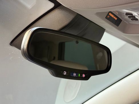 Used 2015 Cadillac SRX Performance w/ Driver Awareness Package image 18