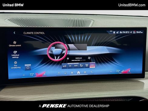 New 2026 BMW 330i xDrive Sedan w/ M Sport Package image 11