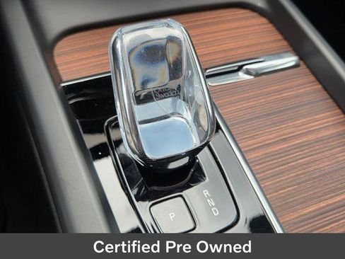 Used 2024 Volvo XC60 B5 Ultimate w/ Protection Package Premier AWD/4WD image 26