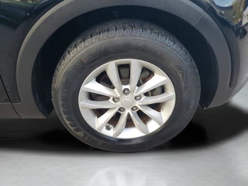 Used 2018 Kia Sorento LX image 6