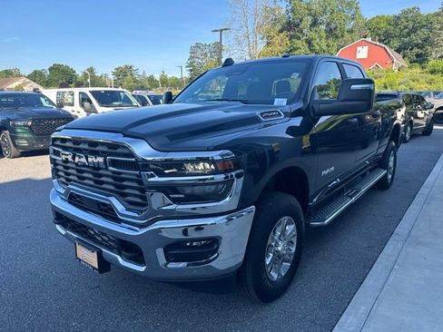 Used 2026 RAM 2500 Big Horn AWD/4WD image 3
