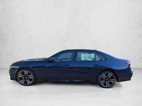 New 2026 BMW 750e xDrive w/ Executive Package image 9