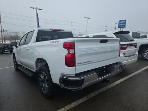 Used 2022 Chevrolet Silverado 1500 LT image 8