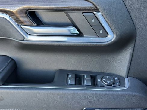 Used 2025 Chevrolet Silverado 1500 RST image 22