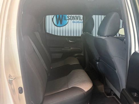 Used 2021 Toyota Tacoma TRD Off-Road AWD/4WD image 6