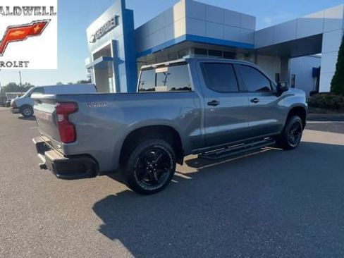 Used 2020 Chevrolet Silverado 1500 LT Trail Boss AWD/4WD image 3