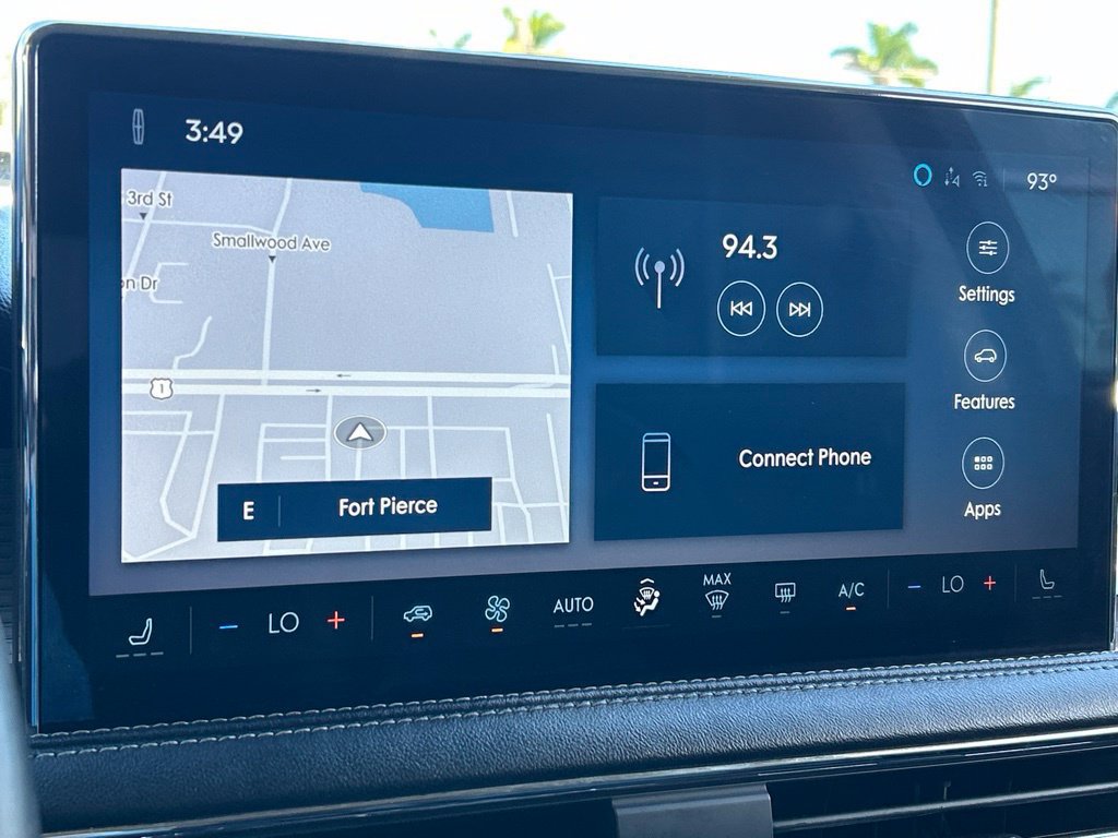 Used 2023 Lincoln Corsair AWD image 31