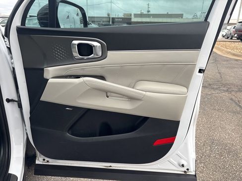 Used 2023 Kia Sorento SX image 24