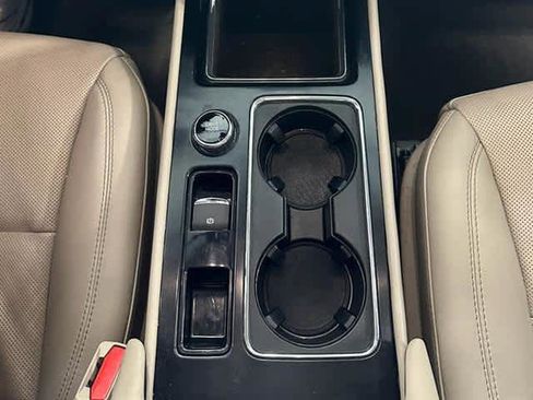 Used 2022 Lincoln Corsair Reserve w/ Equipment Group 201A image 24