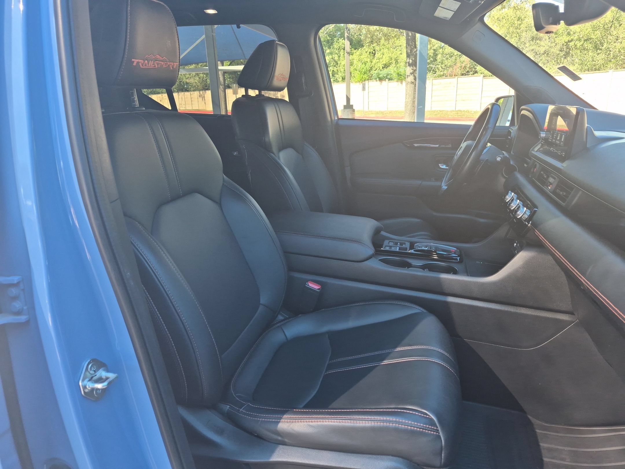 Certified 2023 Honda Pilot TrailSport image 27