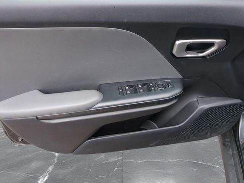 Used 2025 Kia K4 FWD image 20