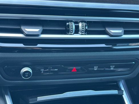 Used 2023 BMW i4 eDrive40 w/ Premium Package image 25