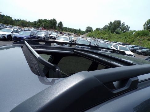 Certified 2025 Subaru Forester Premium image 3