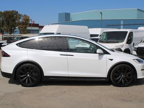 Used 2023 Tesla Model X AWD/4WD image 3