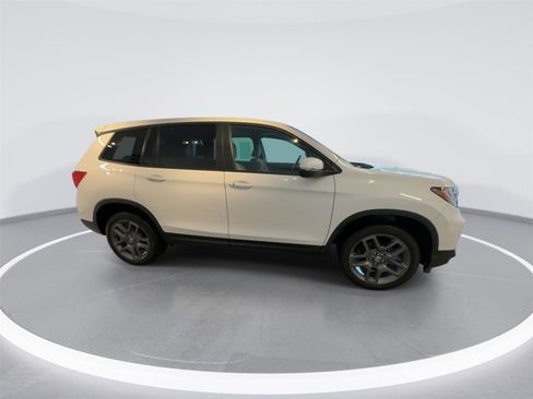 Used 2023 Honda Passport EX-L image 8