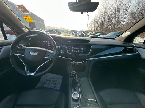 Used 2021 Cadillac XT6 Premium Luxury image 27