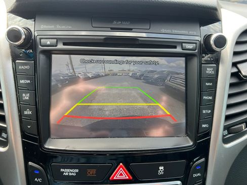 Used 2016 Hyundai Elantra GT w/ Option Group 03 FWD image 21