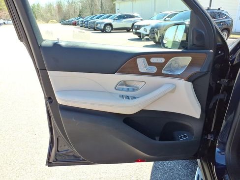 Used 2022 Mercedes-Benz GLE 350 4MATIC image 18