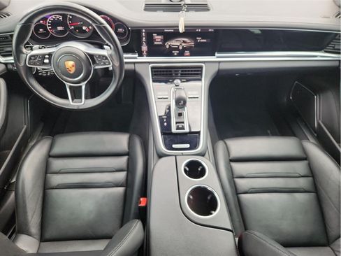 Used 2018 Porsche Panamera 4 AWD/4WD image 20