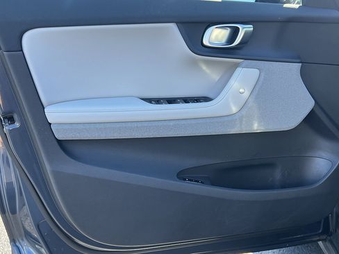 Used 2023 Polestar Polestar 2 w/ Pilot Pack AWD/4WD image 23