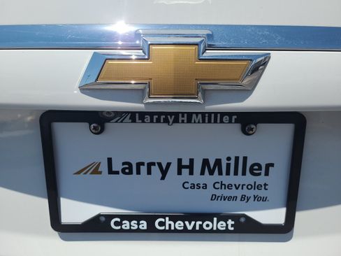 Used 2017 Chevrolet Equinox LS FWD image 16