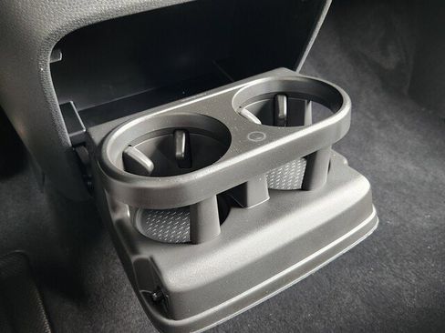 New 2025 Volkswagen ID. Buzz Pro S RWD image 25