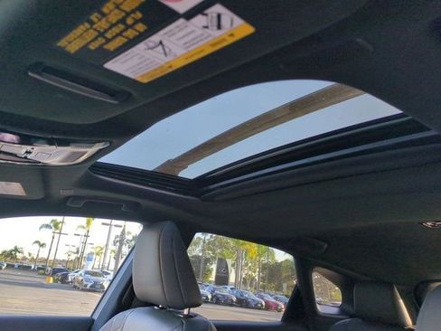 Used 2025 Lexus RX 350h w/ Convenience Package image 27