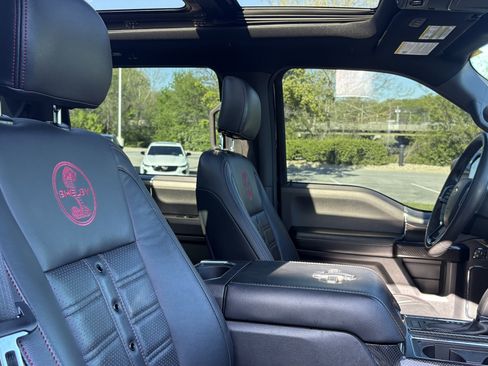 Used 2019 Ford F150 Lariat w/ Equipment Group 502A Luxury image 33