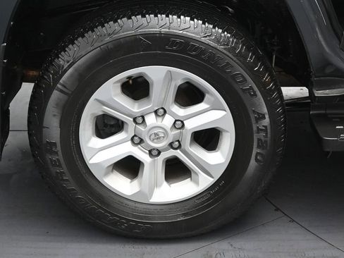 Used 2024 Toyota 4Runner SR5 AWD/4WD image 34