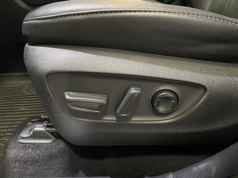 Certified 2020 Toyota Highlander Limited image 17