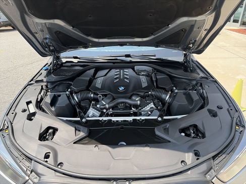 Used 2025 BMW M850i xDrive Convertible AWD/4WD image 36