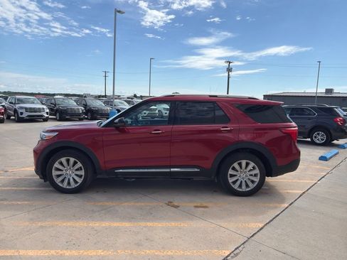 Used 2023 Ford Explorer Limited w/ Equipment Group 301A AWD/4WD image 4