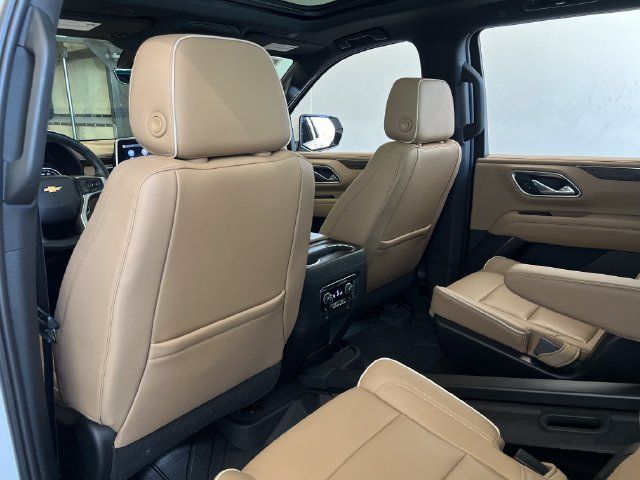 Used 2021 Chevrolet Tahoe Premier w/ Premium Package AWD/4WD image 30