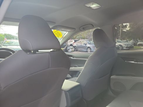 Used 2023 Toyota Camry LE FWD image 14