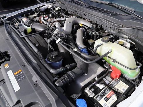 Used 2024 Ford F550 4x4 Regular Cab Super Duty image 15