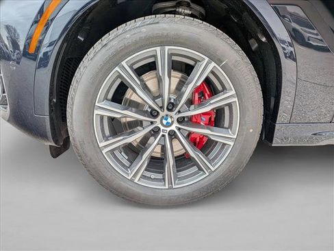 New 2026 BMW X6 xDrive40i w/ Executive Package AWD/4WD image 10