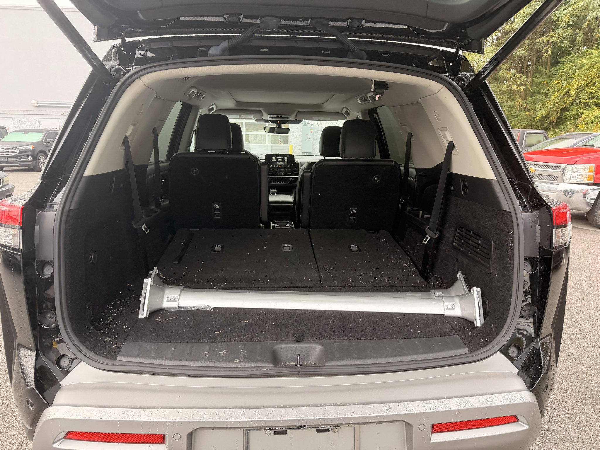 Certified 2023 Nissan Pathfinder Platinum AWD/4WD image 9