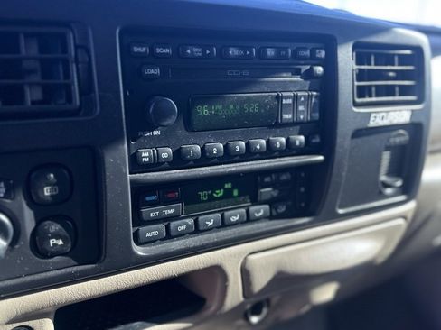Used 2005 Ford Excursion Limited image 6