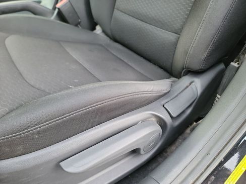 Used 2020 Hyundai Elantra SE w/ Cargo Package (C1) image 12