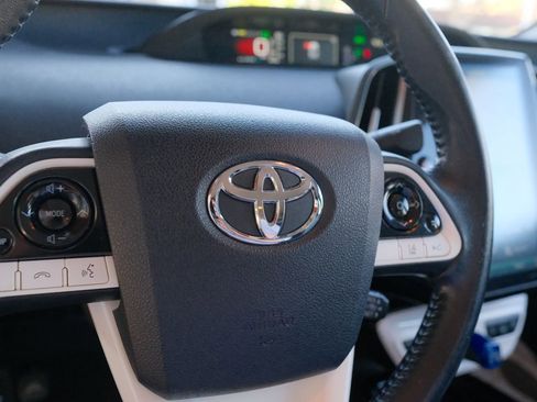 Used 2017 Toyota Prius Prime Premium FWD image 43