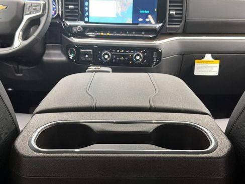 Used 2026 Chevrolet Silverado 1500 LT AWD/4WD image 34