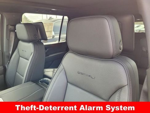 New 2026 GMC Yukon XL Denali w/ Denali Reserve Package AWD/4WD image 21
