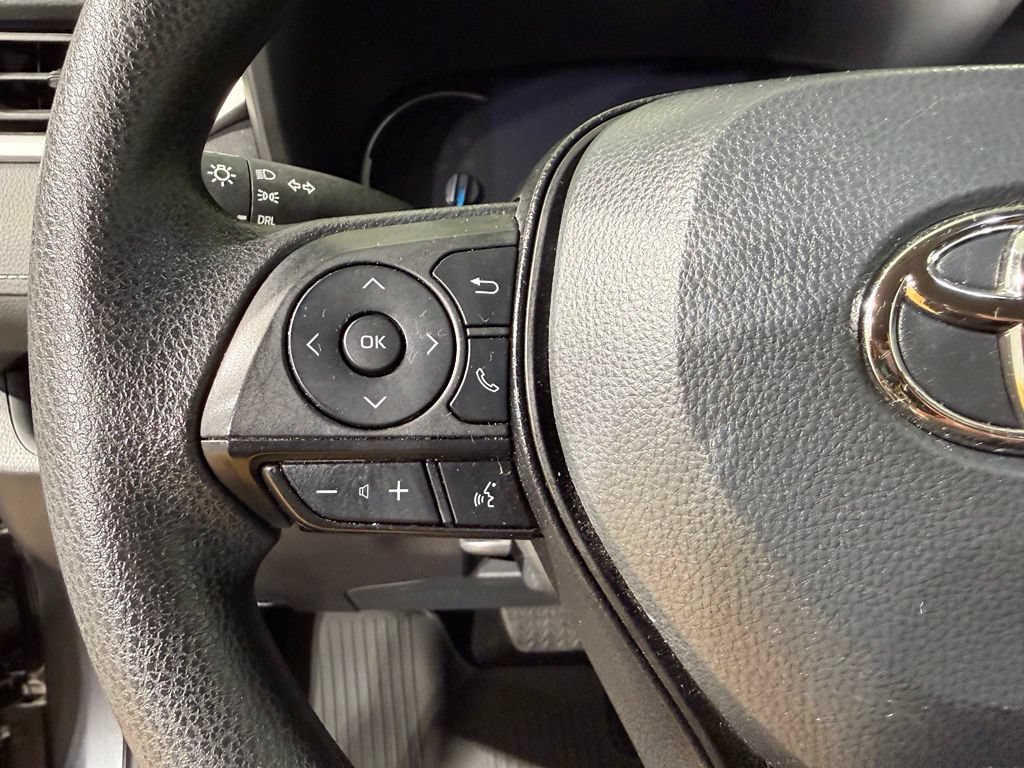 Certified 2025 Toyota RAV4 LE AWD/4WD image 25