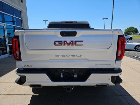 Used 2019 GMC Sierra 1500 Denali w/ Denali Ultimate Package AWD/4WD image 25