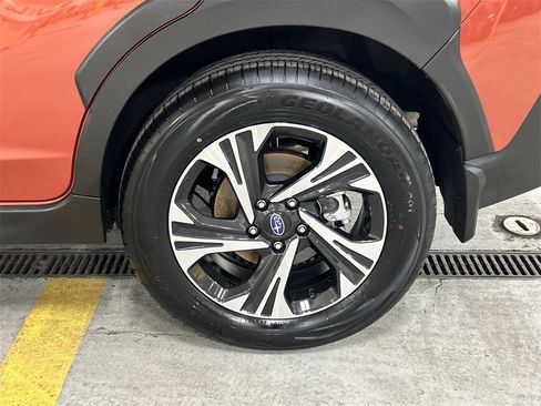 Certified 2025 Subaru Crosstrek 2.0i Premium image 11
