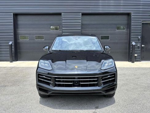 Certified 2024 Porsche Cayenne image 13