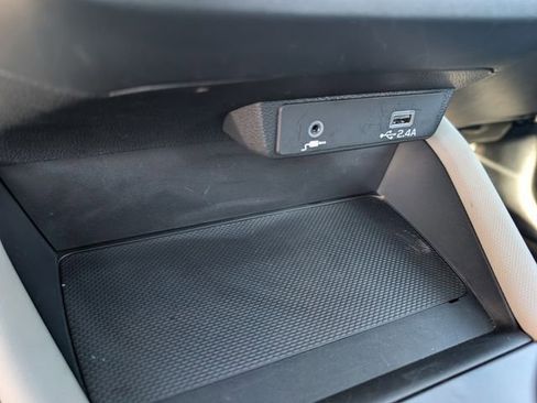 Used 2025 Subaru Forester image 27