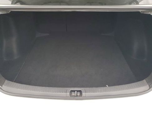 Used 2023 Toyota Corolla LE image 9