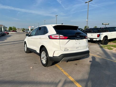 Certified 2024 Ford Edge SEL w/ Convenience Package AWD/4WD image 9